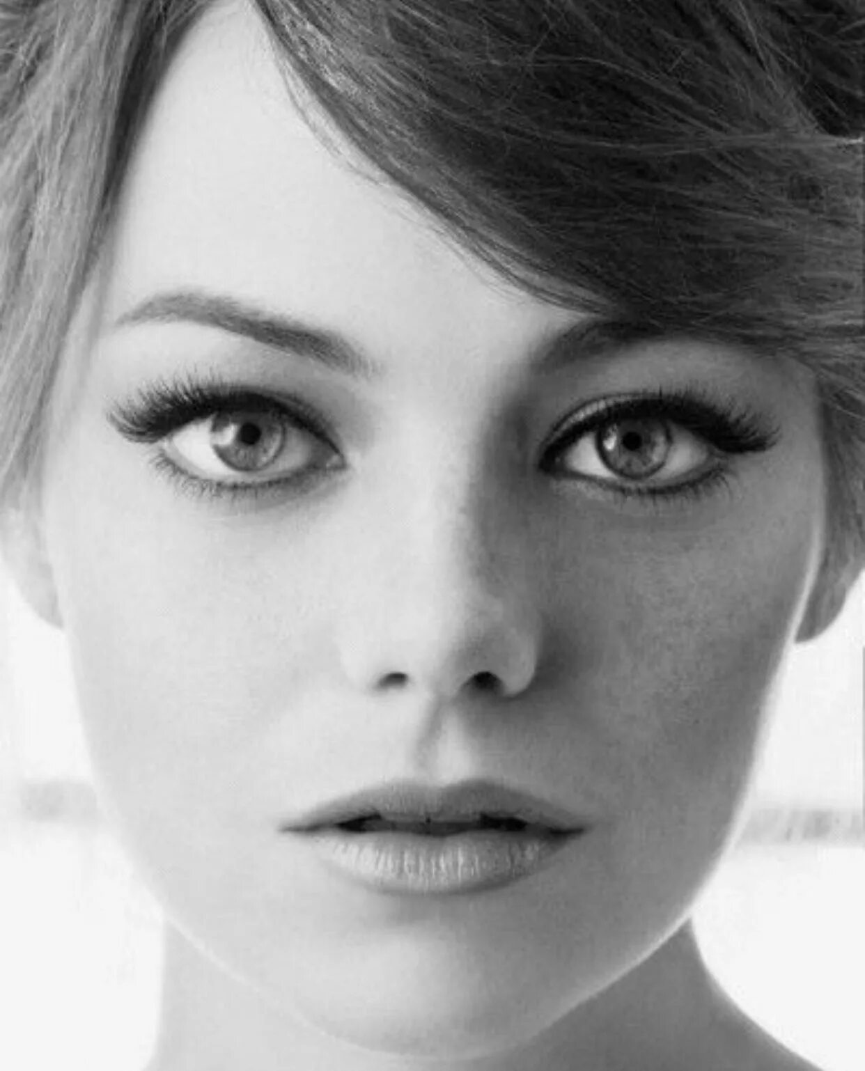 Emma Stone. Глаза с поволокой это