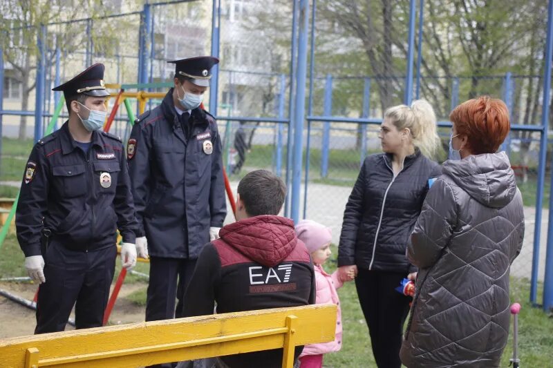 Городской суд Минеральные воды. Фото городской суд Минеральных вод. Ходжаева сотрудница мирового суда Кисловодска. Минераловодский городской суд ставропольского края сайт