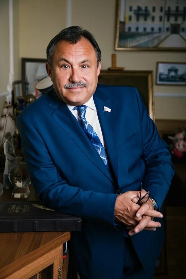 Лазаренко виктор иванович профессор красноярск. Ректор кгму курск лазаренко. Ректор курск. Виктор анатольевич лазаренко. Ректор курск.