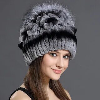Вязаная шапка из кролика