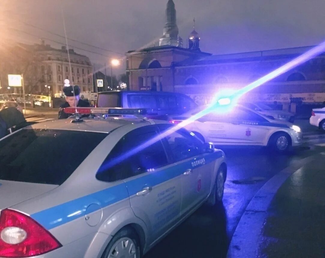 Инспектор дпс спб. Дтп с участием патрульной машины. Сегодня дпс в петербурге сегодня. Дпс петербург. Нарушительница пдд втспб.