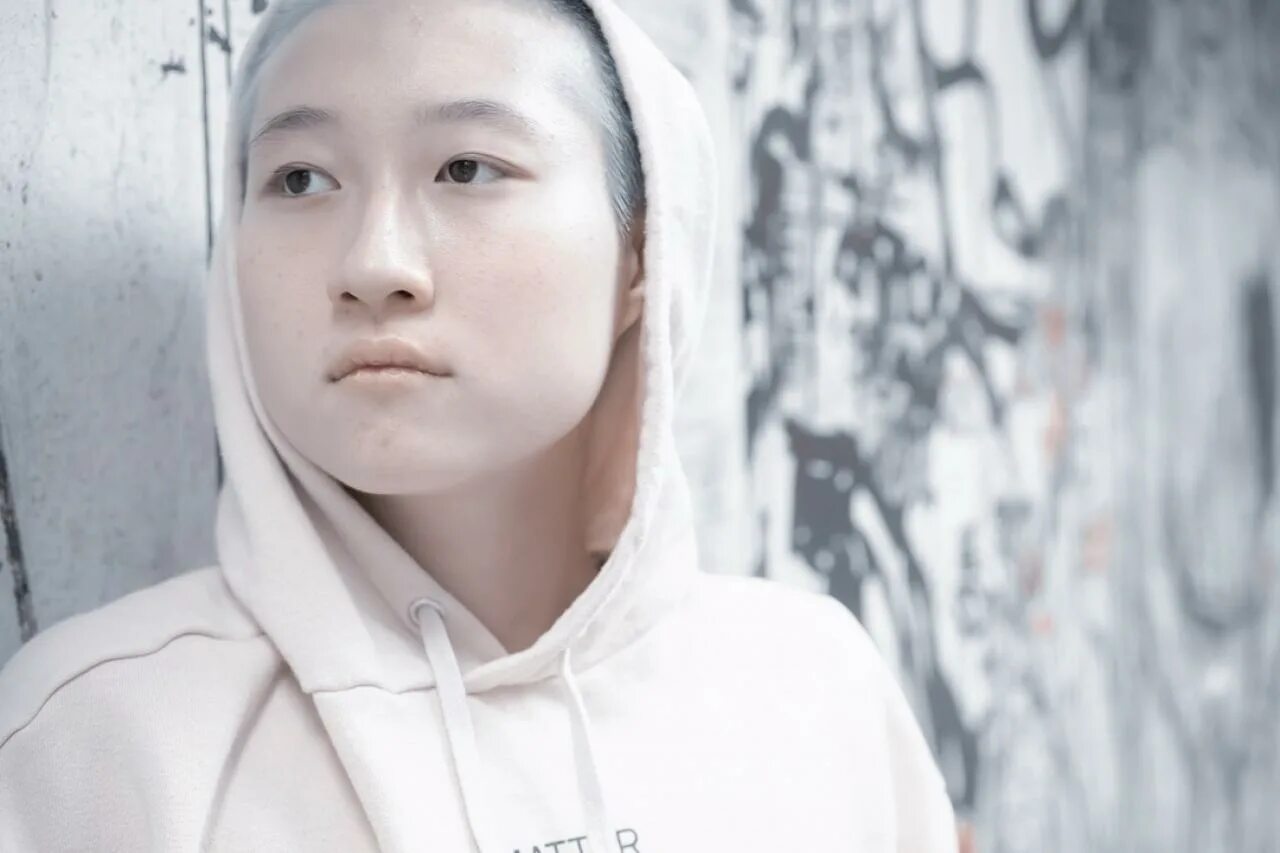 Дочь джеки чана. Чжолинь дочь джеки чана. Энди отом и дочь джеки. Чжолинь внебрачная дочь джеки чана. Этта у чжолинь и джеки чан.