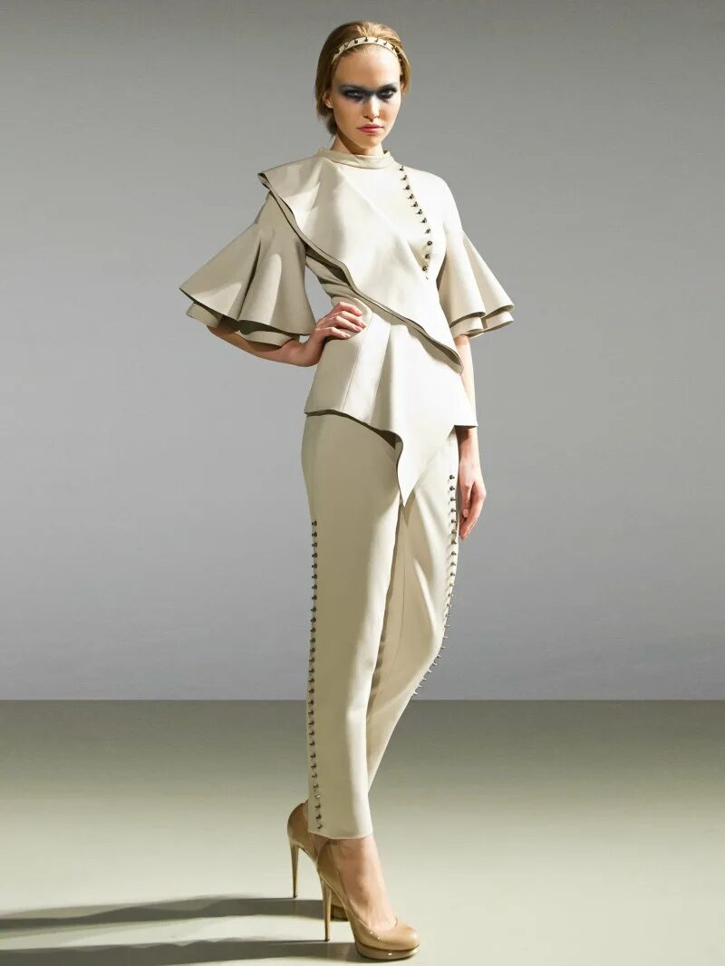 Max Mara’s Latest Campaign Was Inspired By Phoebe Waller-Bridge’s James Bond in 