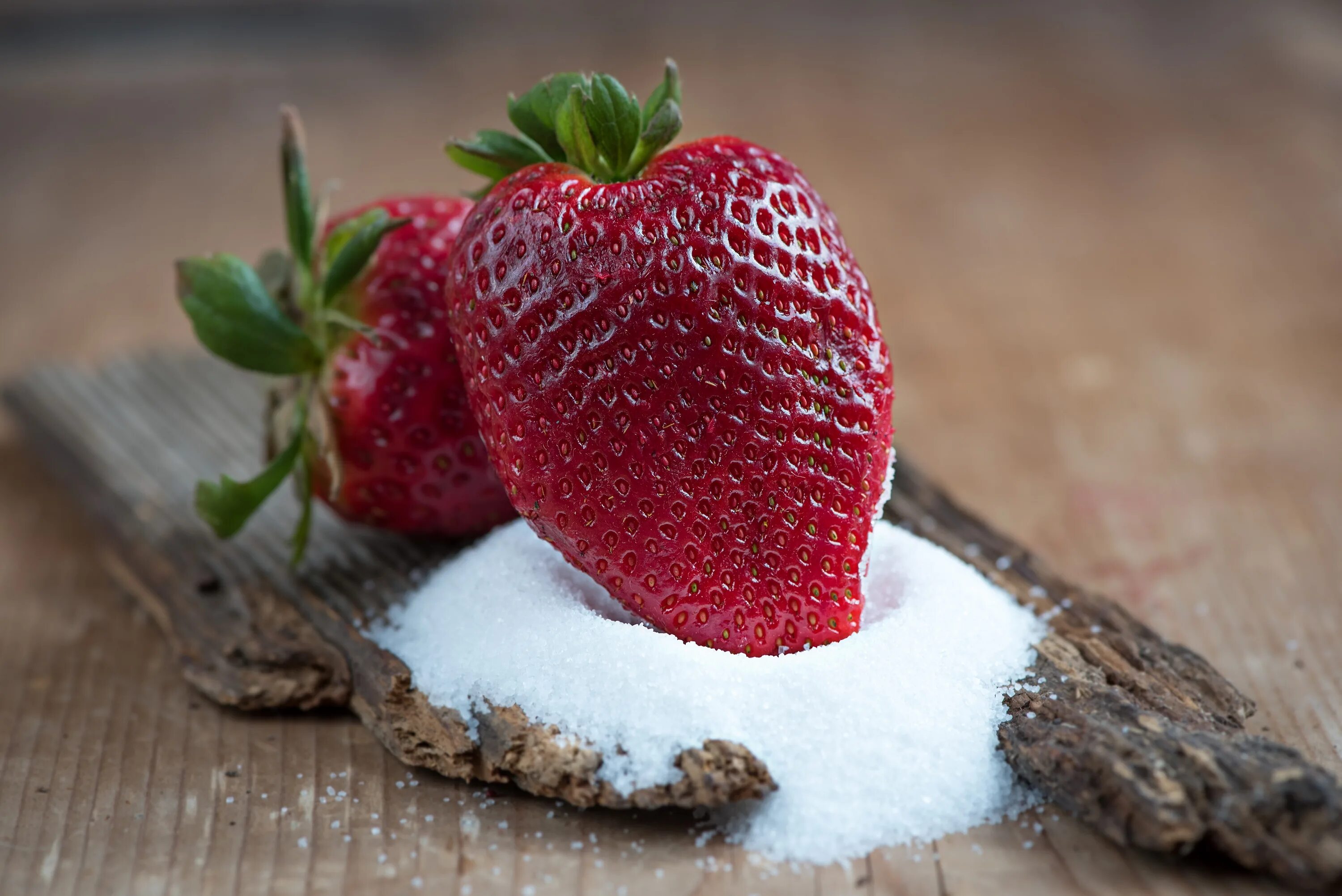 Клубника. Клубника необычная. Клубника картинка. Вкусная клубника. Sweet strawberry