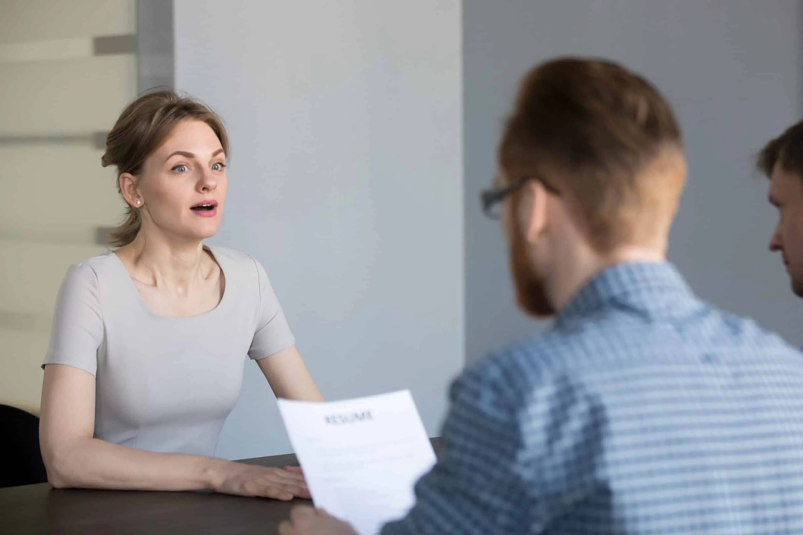 The interview is about a. Профессиональное интервью кадры. картинка грустный работодатель. interview mistakes. job interview mistakes.