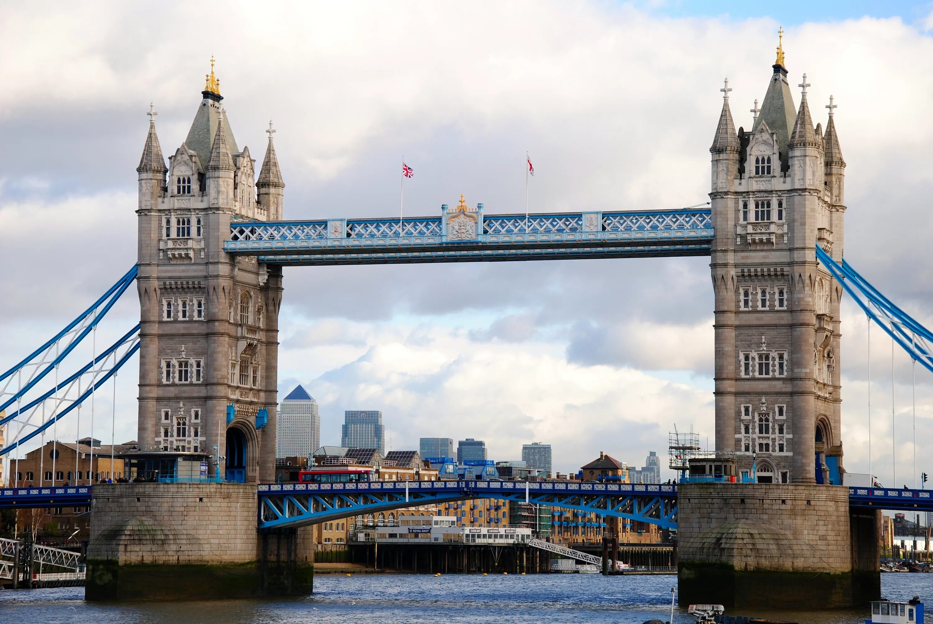 T me i am bridge