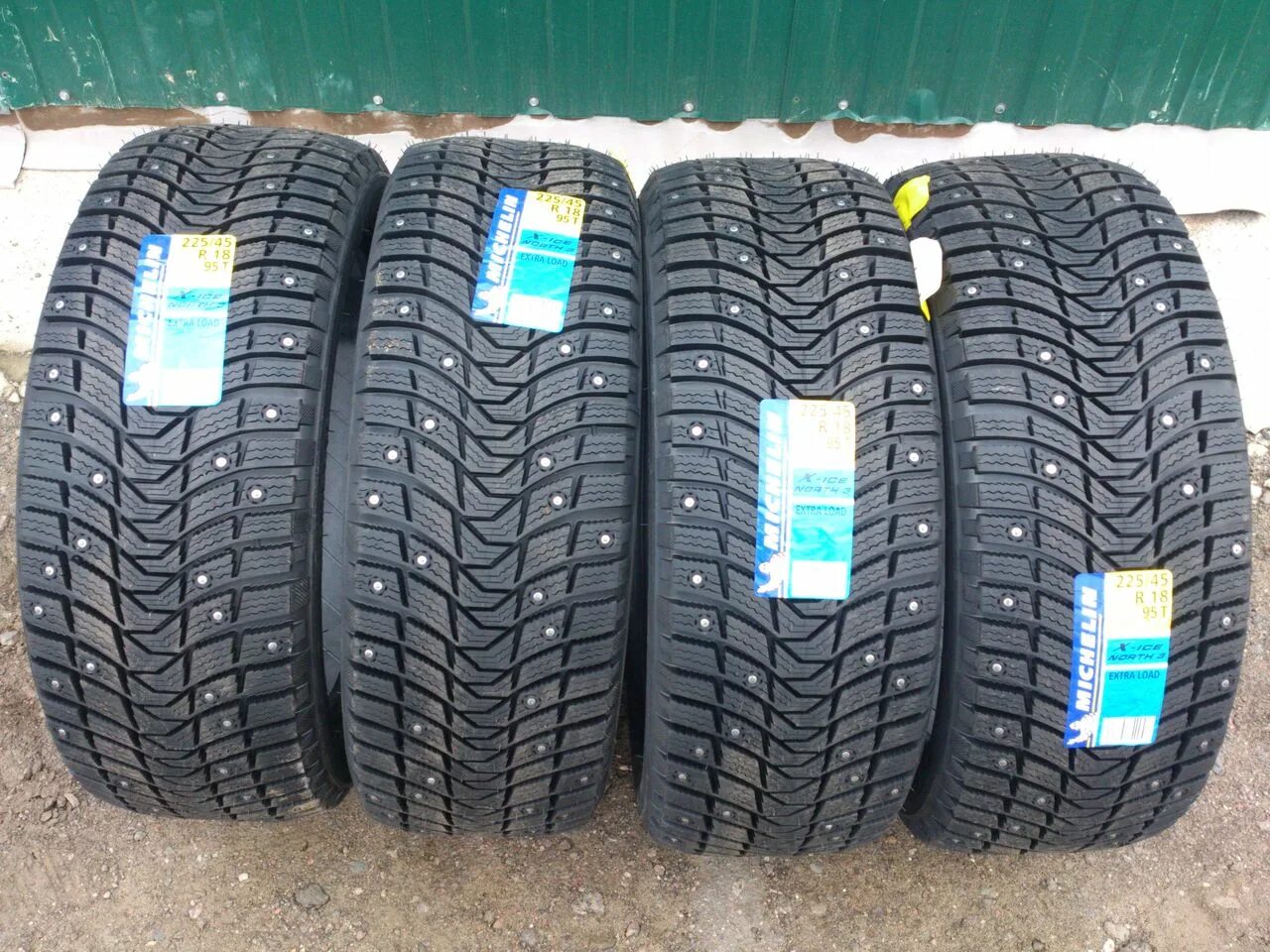 Шины Michelin x-Ice North 3. Michelin x-Ice North 3 225/55r18. Michelin x-Ice North 3 215/60 r17. Michelin x-Ice North 3 зимняя шипованная. Michelin x ice north r16 купить