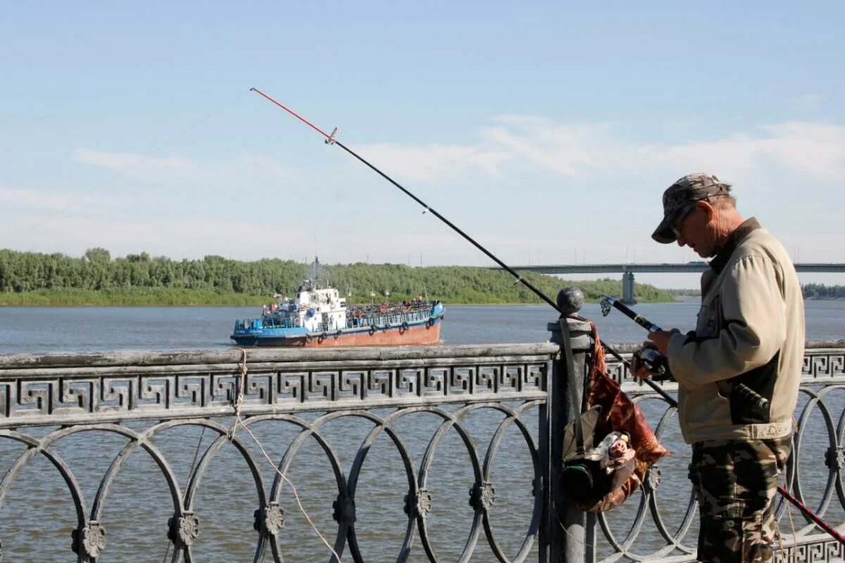 Астрахань где рыбалка. Рыбалка в Астрахани. Рыболовство Астраханской области. Рыбалка в Астраханской области. Рыбалка Астрахань набережная.