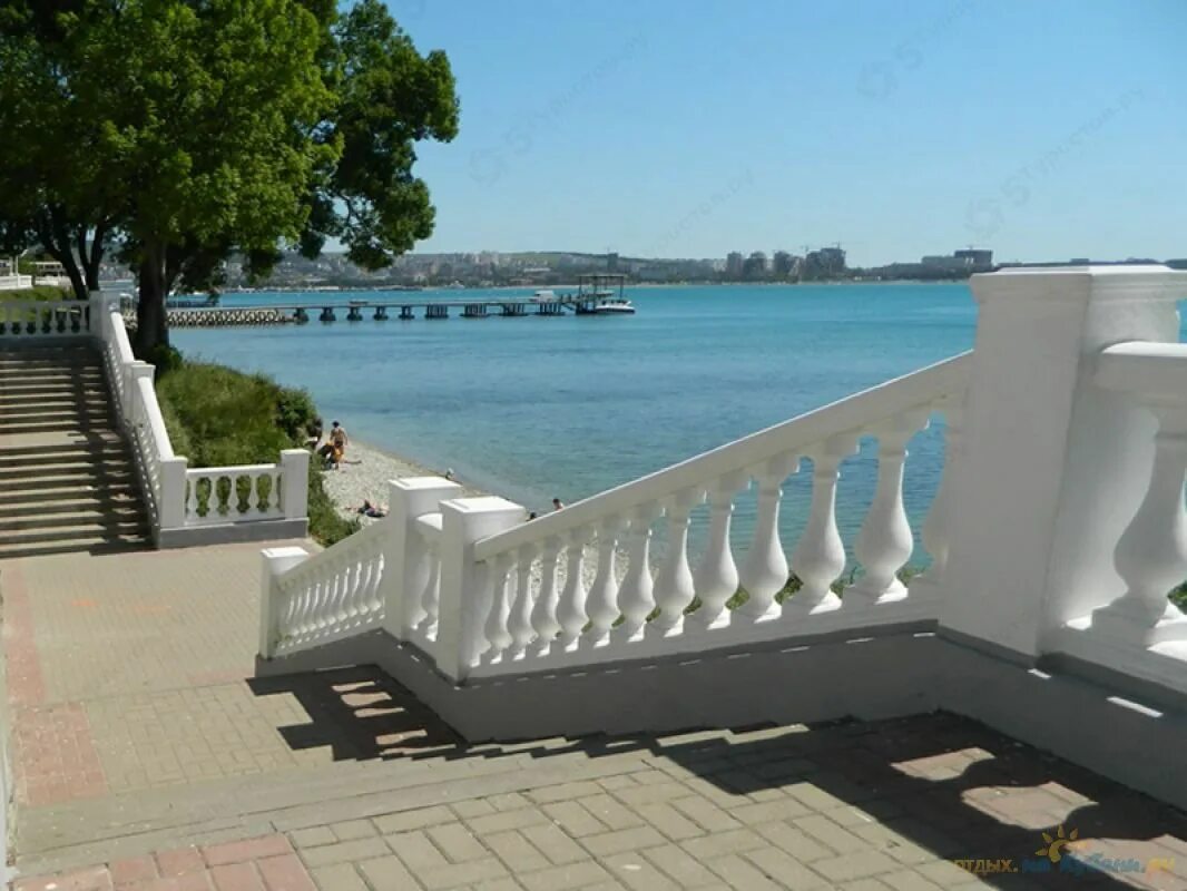 набережная геленджика революционная ул 5 фото
