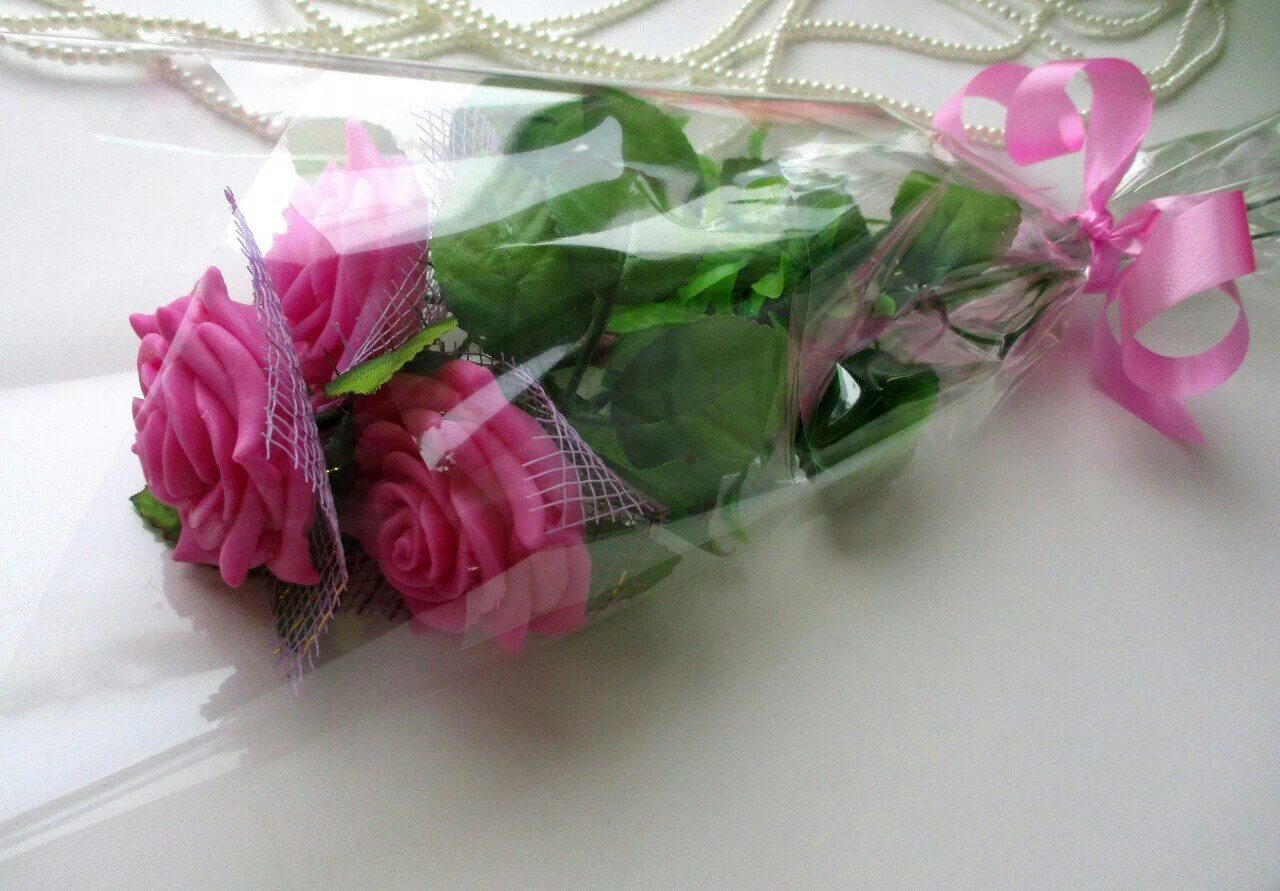 Букет из мыльных роз. Букет из мыльных цветов. Маленькие мыльные букеты. Как упаковать мыльный букет. Букеты из мыла.