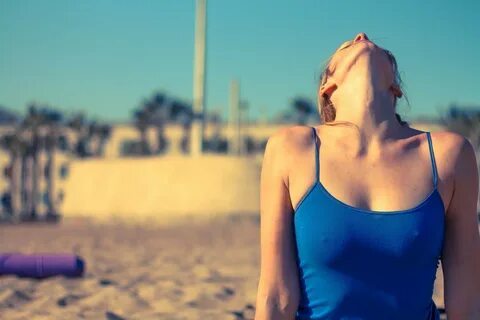 No bra to the sea