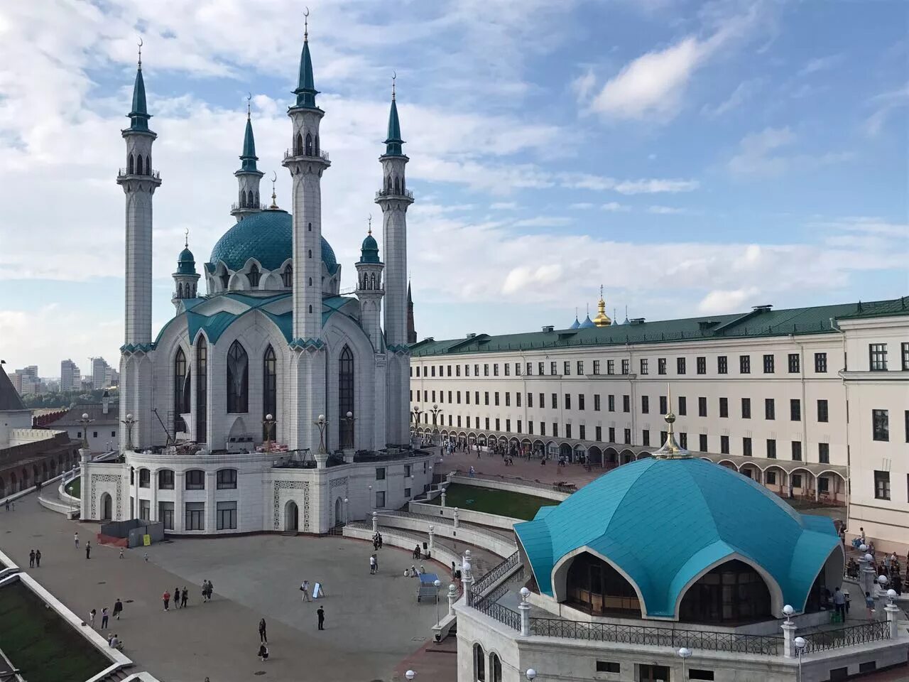 Кремль казань. Казань!. Казань город. Туристические места казани. Туристические места казани.