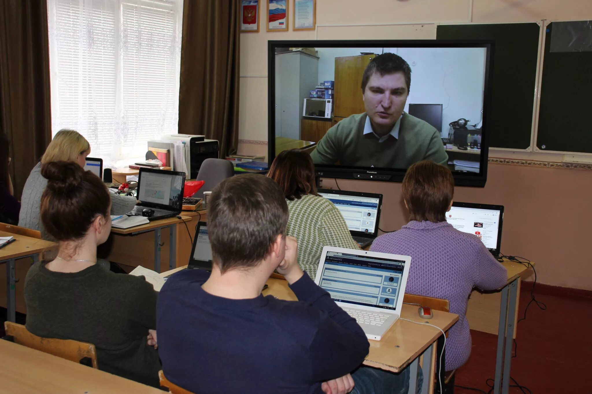 дистанционное обучение 3 школа. обучение дистанционно школа. дистанционное образование. возможности дистанционного образования. дистанционное обучение 3 школа.