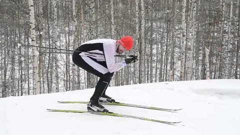 Катаюсь на лыжах коньковым