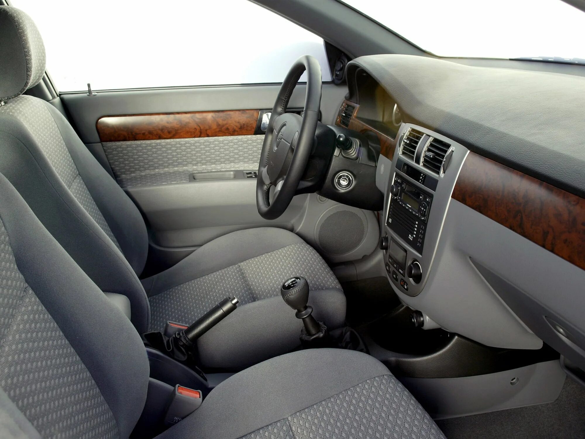 Шевроле лачетти салон фото. Шевроле лачетти седан салон. chevrolet lacetti 2004 салон. chevrolet lacetti седан салон. лачетти 1.8 салон.
