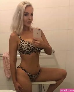 Evie Leana / evieleana / evieleana1 Nude Leaked OnlyFans Photo #1.