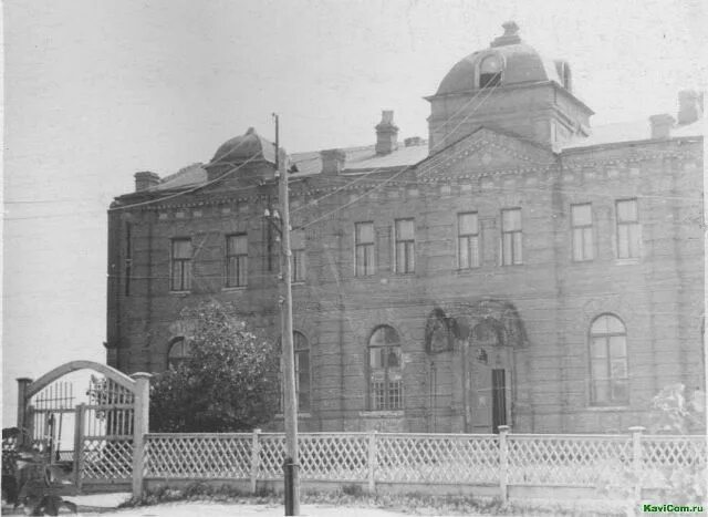 Володарского, 14. Городское училище старый оскол. Старый оскол, ул. Володарского, 14. Училища старый оскол.