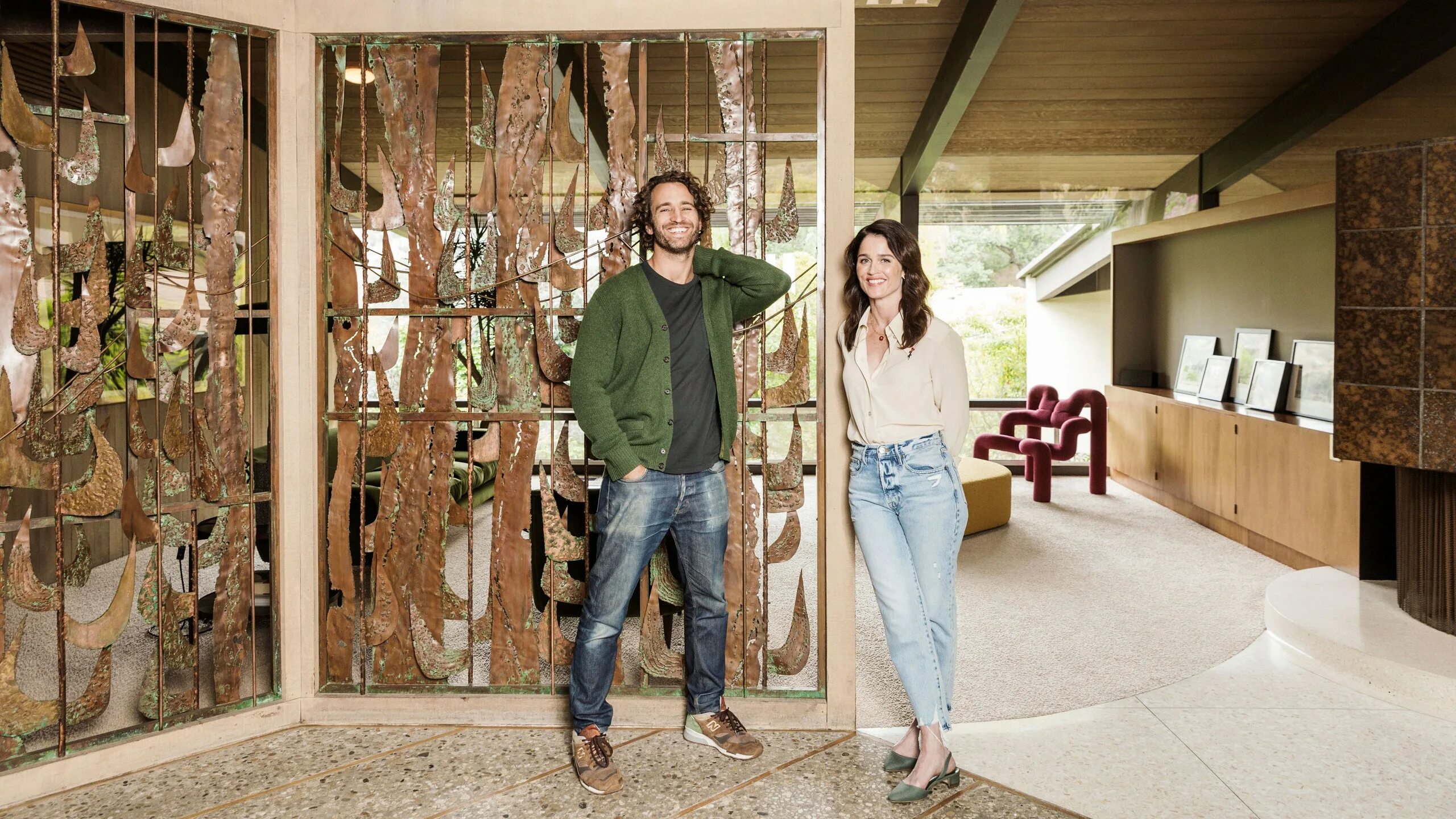 Deadmau5 домашняя студия. Reflection of the mineral house. Step inside. Step inside. Будущий коллайдер.