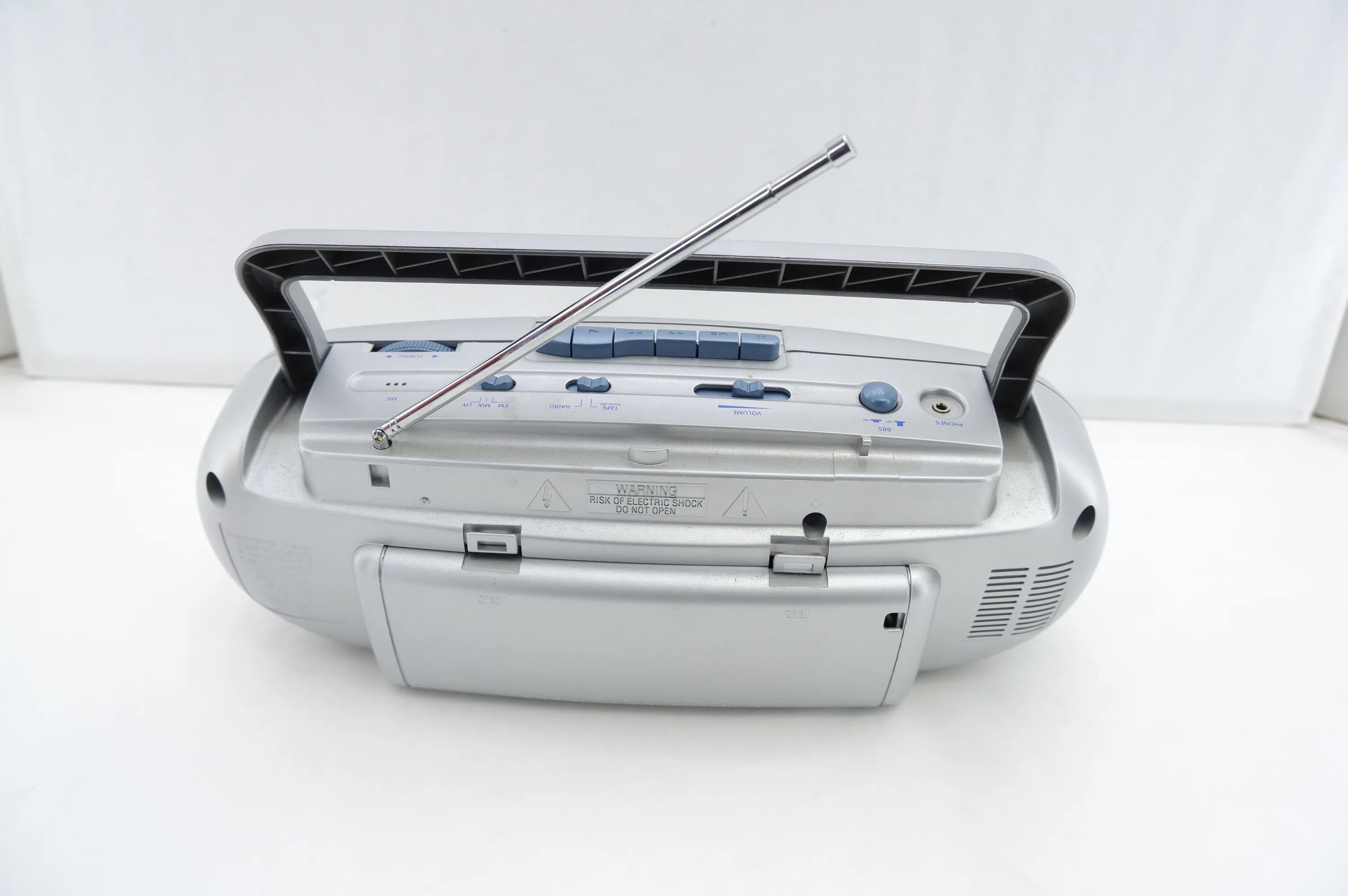 Thomson db30l73e04 отзывы. Thomson tm5800. магнитола thomson. магнитола thomson tm 9148. кассетная магнитола thomson.
