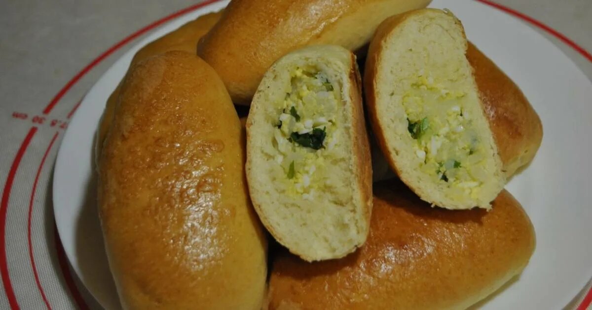 Пирожки с рисом и яйцом - пошаговый рецепт с фото (10918 просмотров)