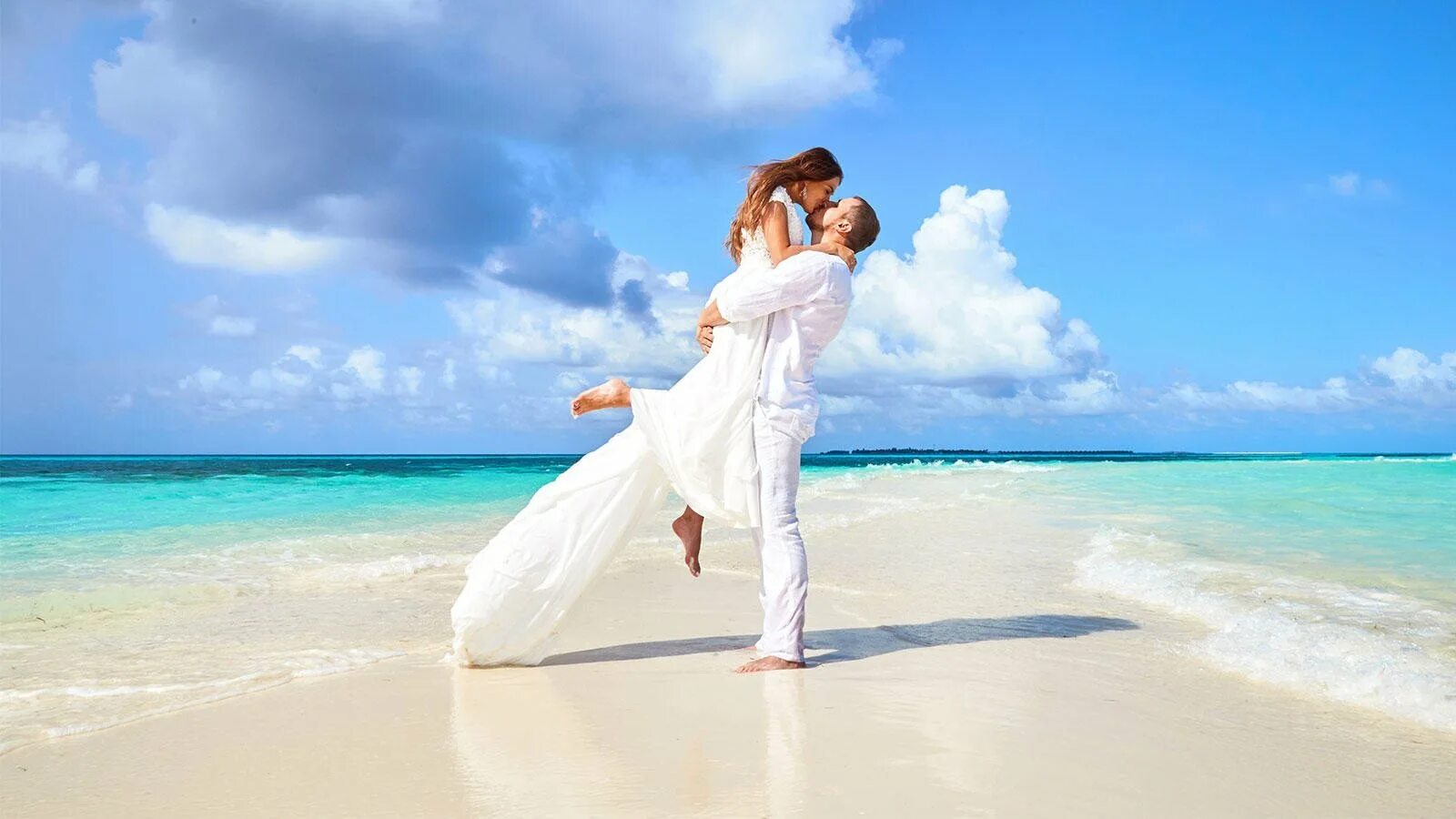 Карта желаний любовь. Свадьба у океана. Свадьба на море. Свадебная фотосессия на берегу моря. Свадебное путешествие на Мальдивы.