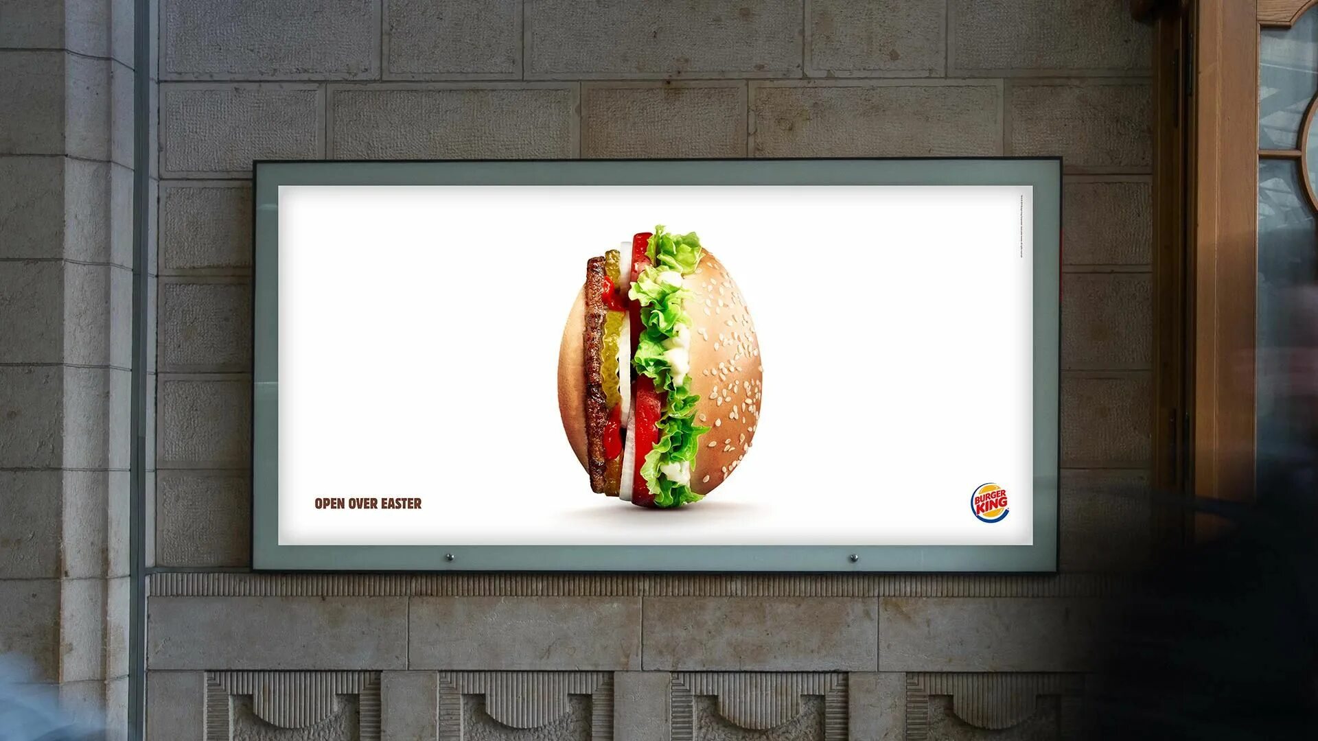 Нюанс реклама. @burger_king наружная реклама. бургер кинг наружная реклама. бургеры наружная реклама. креативные баннеры.
