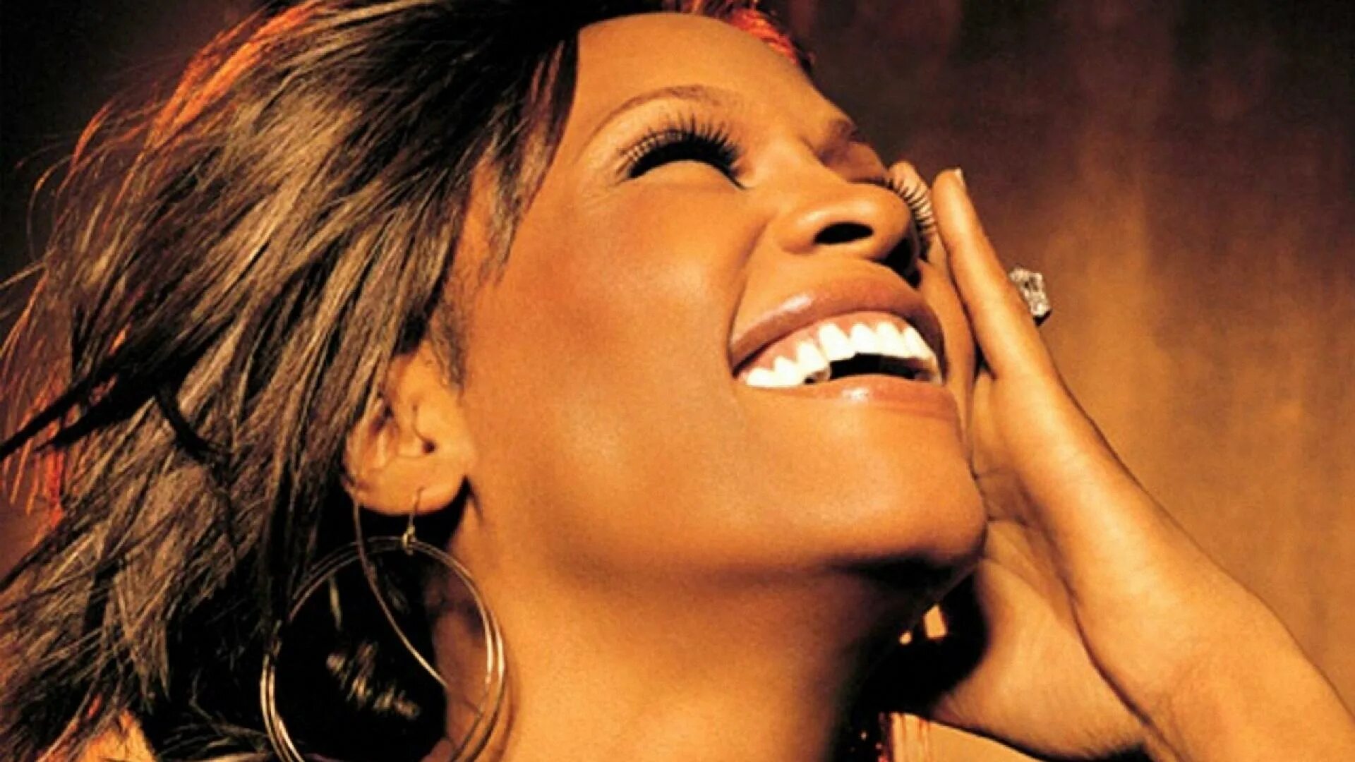 Какая певица исполнила. Уитни Хьюстон. Whitney Houston 2001. Whitney Houston 1963 - 2012. Певица Уитни Хьюстон.