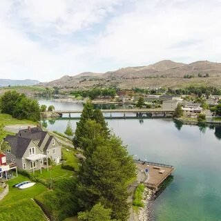 Lake town