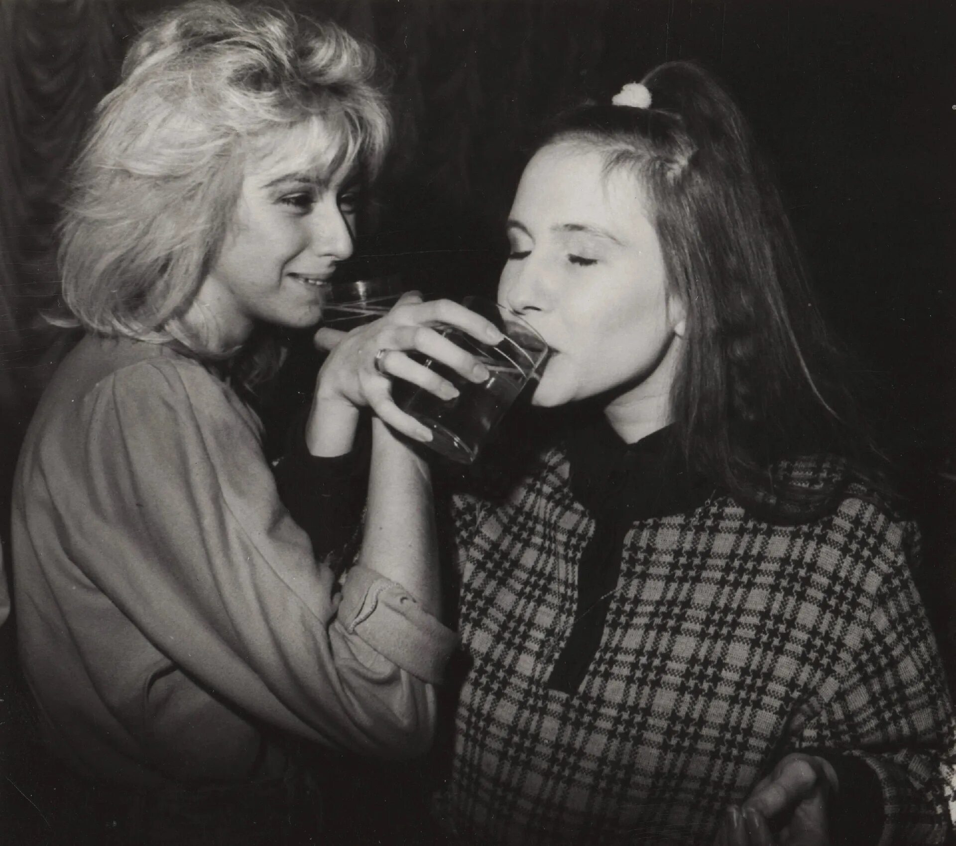 Группа комбинация белый белый. 1988 - белый вечер. Группа комбинация белый белый. Берега комбинация. Группа комбинация белый белый.