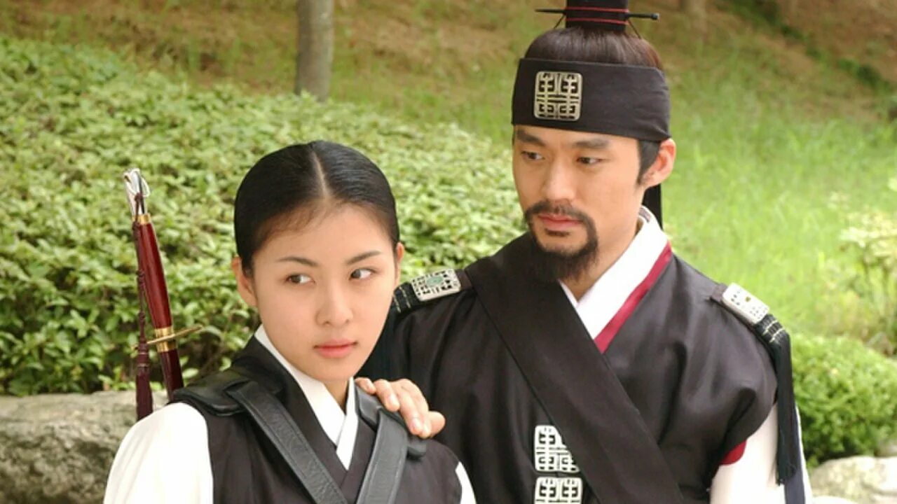 Дамо тайна блестящего камня дорама. Исторические саги диск. Тайна блестящего камня дорама русская озвучка. Тайна блестящего камня дорама казак тилинде. Тайна блестящего камня.