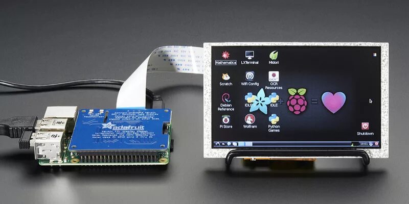 Raspberry медиацентр. Медиацентр на raspberry pi 4. raspberry pi sd card. распберри 400. медиацентр из распберри.