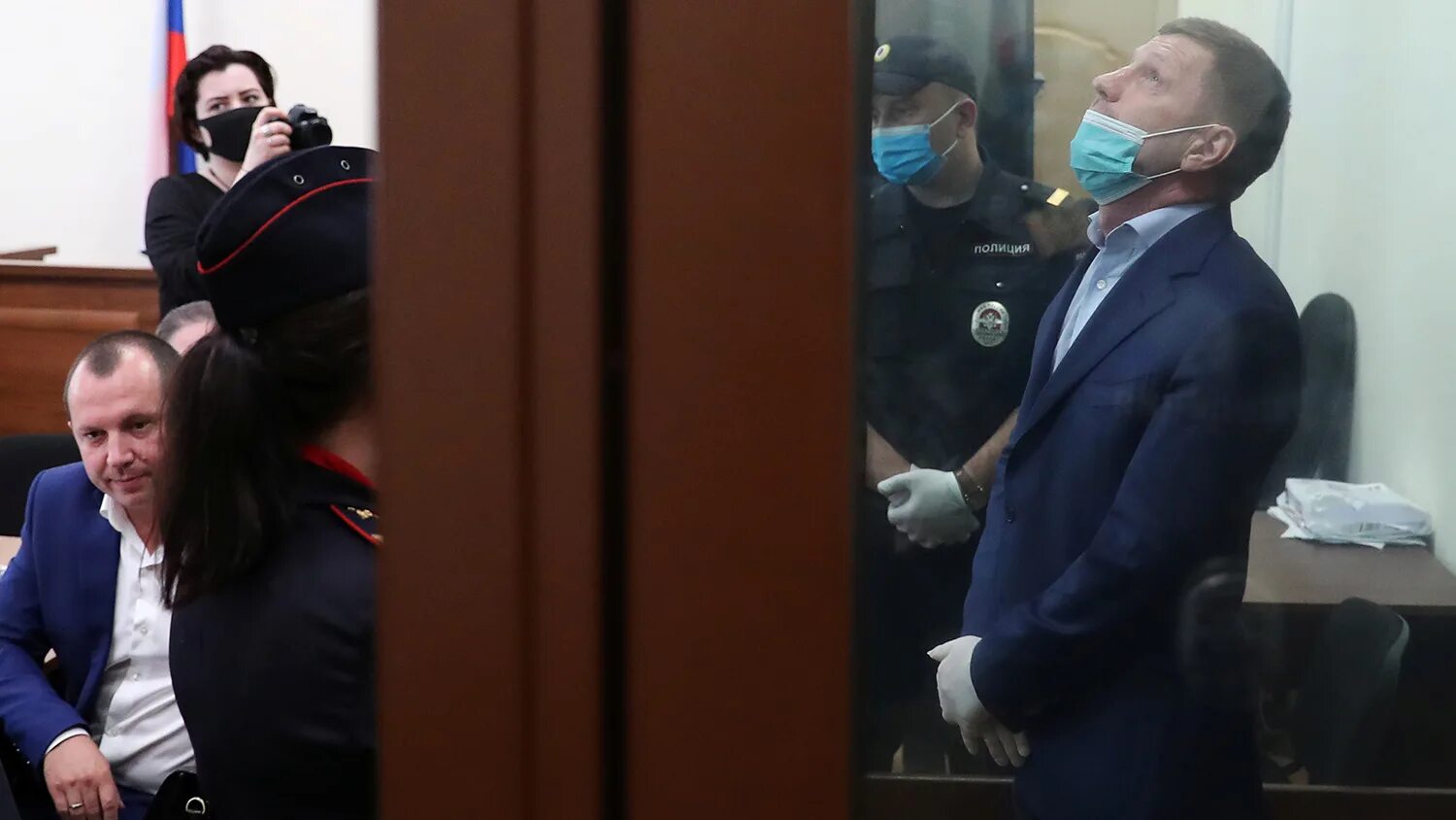 Где сейчас фургал губернатор хабаровского края. Фургал губернатор хабаровского. экс губернатор хабаровского края фургал. сергей фургал в суде. фургал басманный суд.