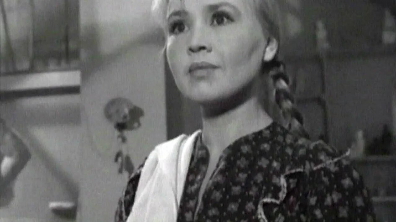 Фрося бурлакова шуберта серенада. Клип фроси. Фрося лизогубова. Фрося бурлакова приходите завтра. Фрося бурлакова актриса.