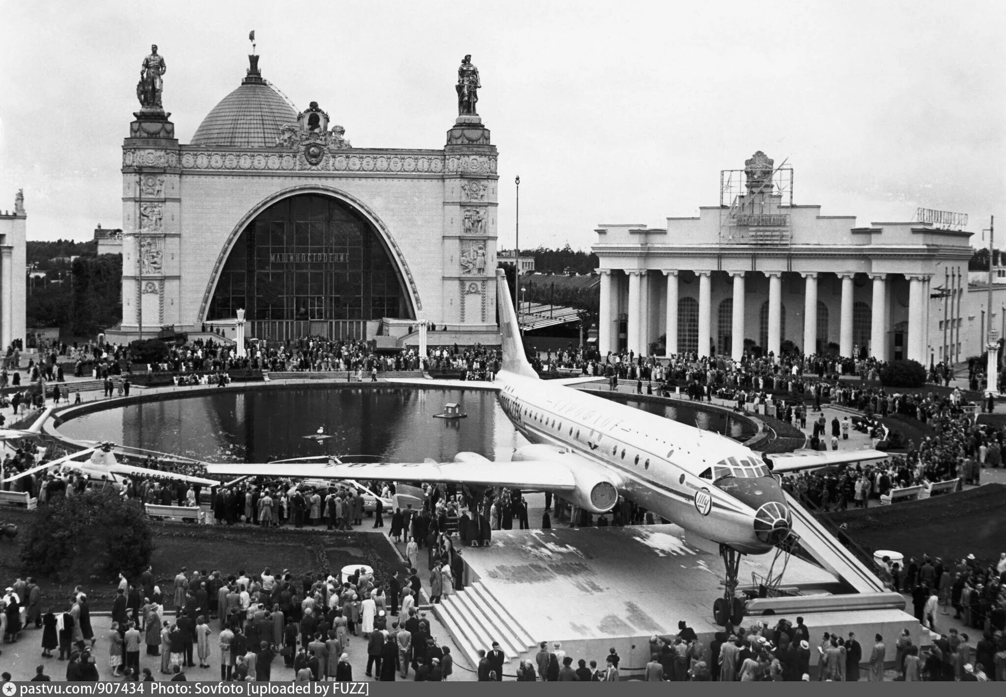 ВДНХ 1959. ВДНХ 1959 год. Площадь промышленности ВДНХ СССР. Парк ВДНХ СССР.