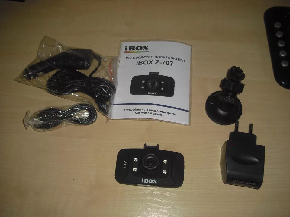 Как подключить видеорегистратор ibox. Ibox z-707. ibox z707 кронштейн. z 970 ibox. ibox z 970 крепление.
