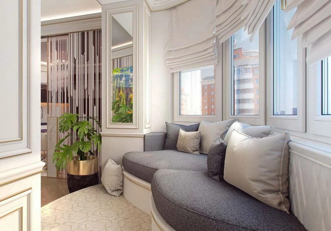 Гостиная балконом окном. Объединить лоджию с комнатой. Гостиная с лоджией. Гостиная с балконом. Диван в эркере гостиной.