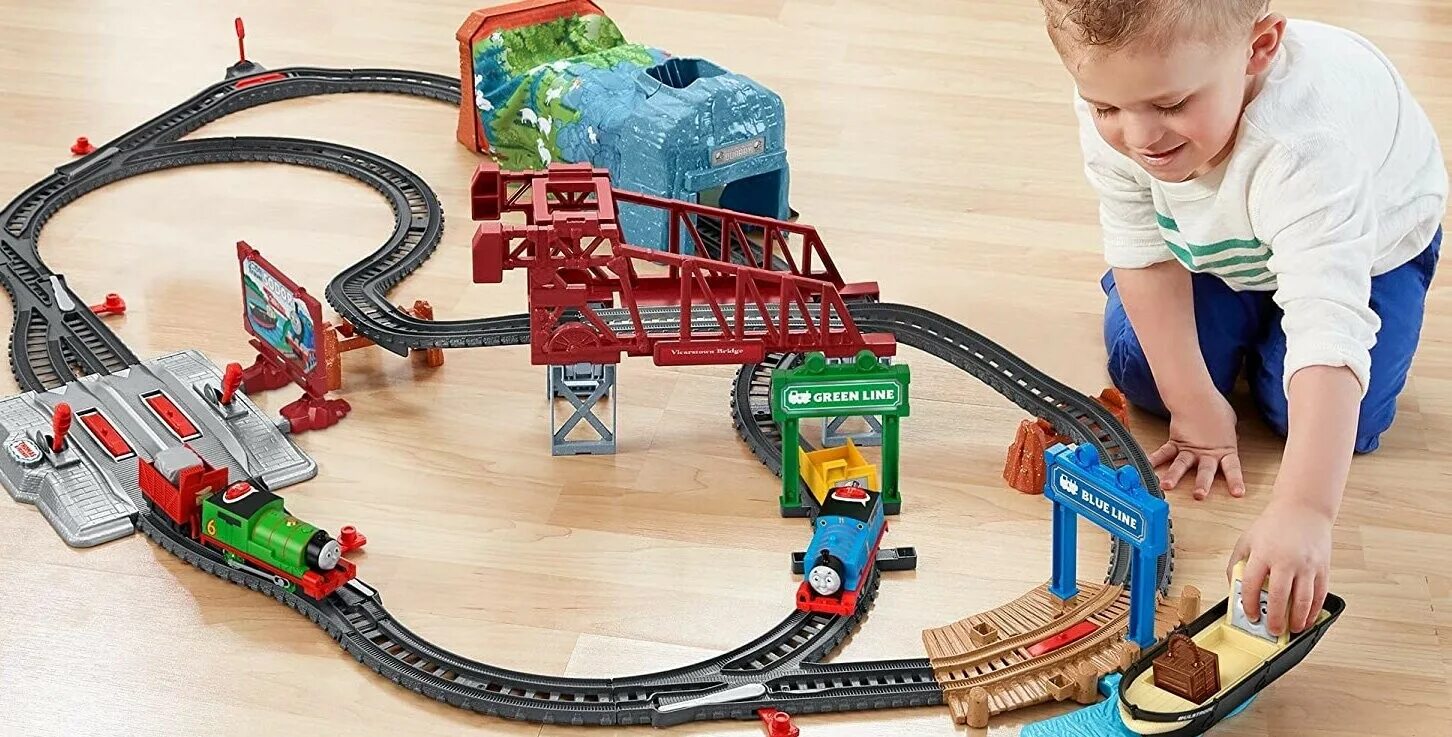 Мальчик железная дорога. Железная дорога Thomas & friends - talking Thomas & Percy.