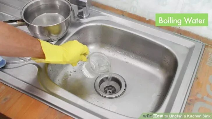 Как быстро прочистить раковину на кухне. Quick Unclog with hot Water Flup.