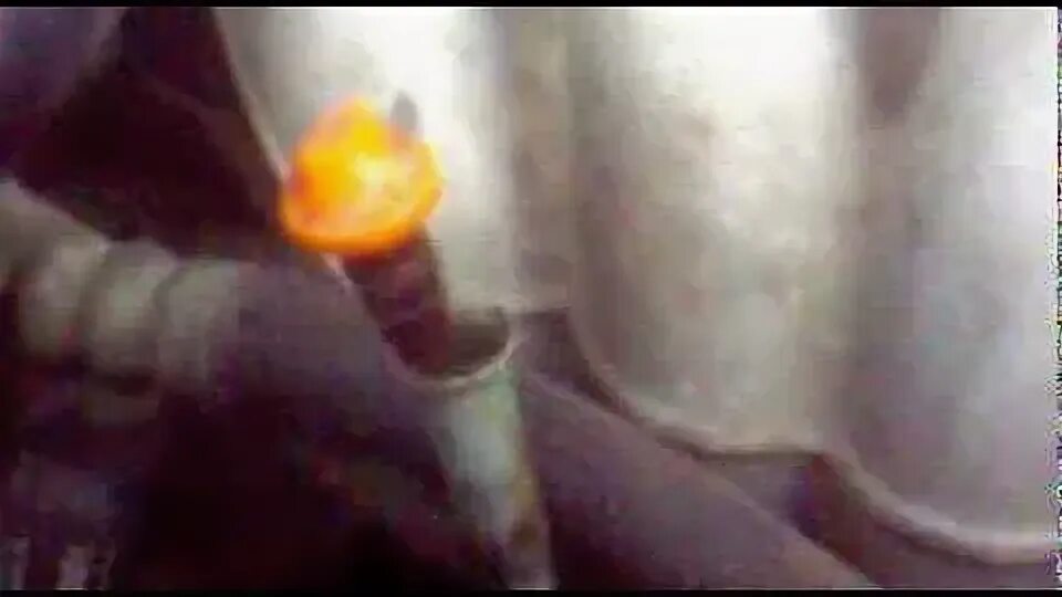 Мазда 3 2003 г 1,6 щуп масла. Дым из щупа двигателя ваз. 3 масляный. Щуп на хендай туксон 2007. Из щупа идет дым.