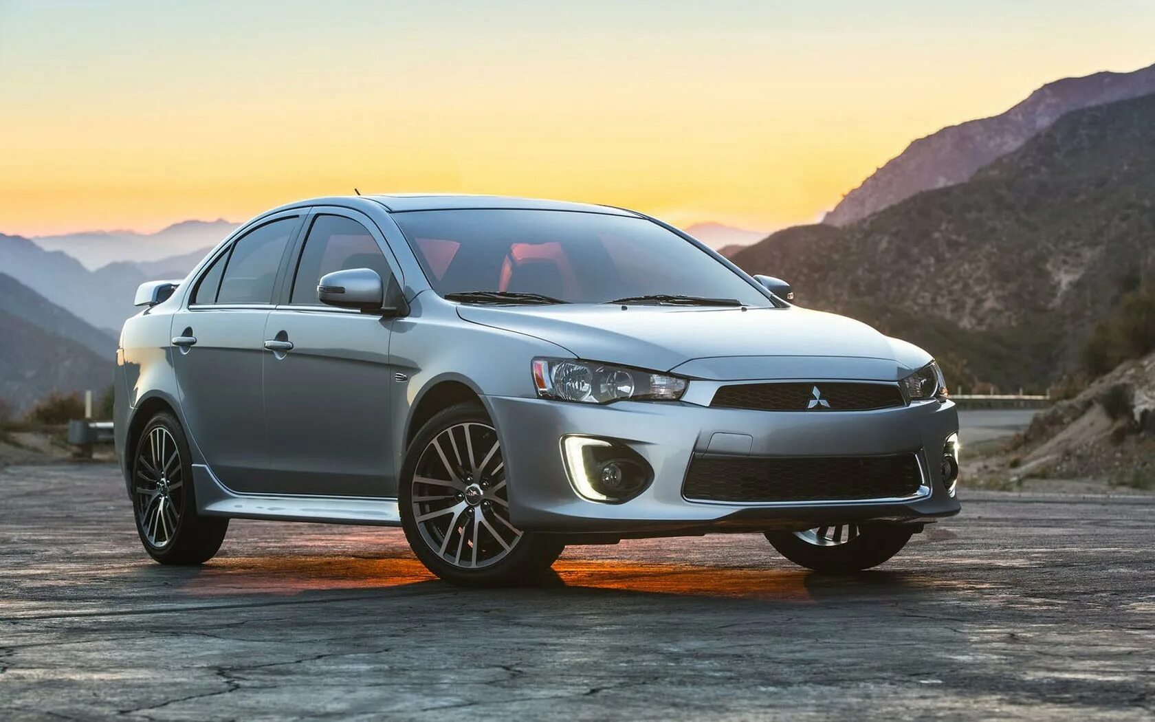 Mitsubishi Lancer 10. Mitsubishi Lancer x 2015 Restyling. Мицубиси Лансер 2016. Митсубиси Лансер Рестайлинг 2.