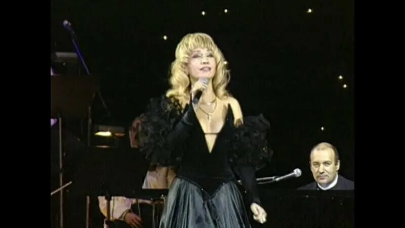 Ирина аллегрова 1997. Игорь крутой и аллегрова неоконченный роман. Егор крутой не законченный роман. Игорь крутой и аллегрова незаконченный роман. Ирина аллегрова и игорь крутой.