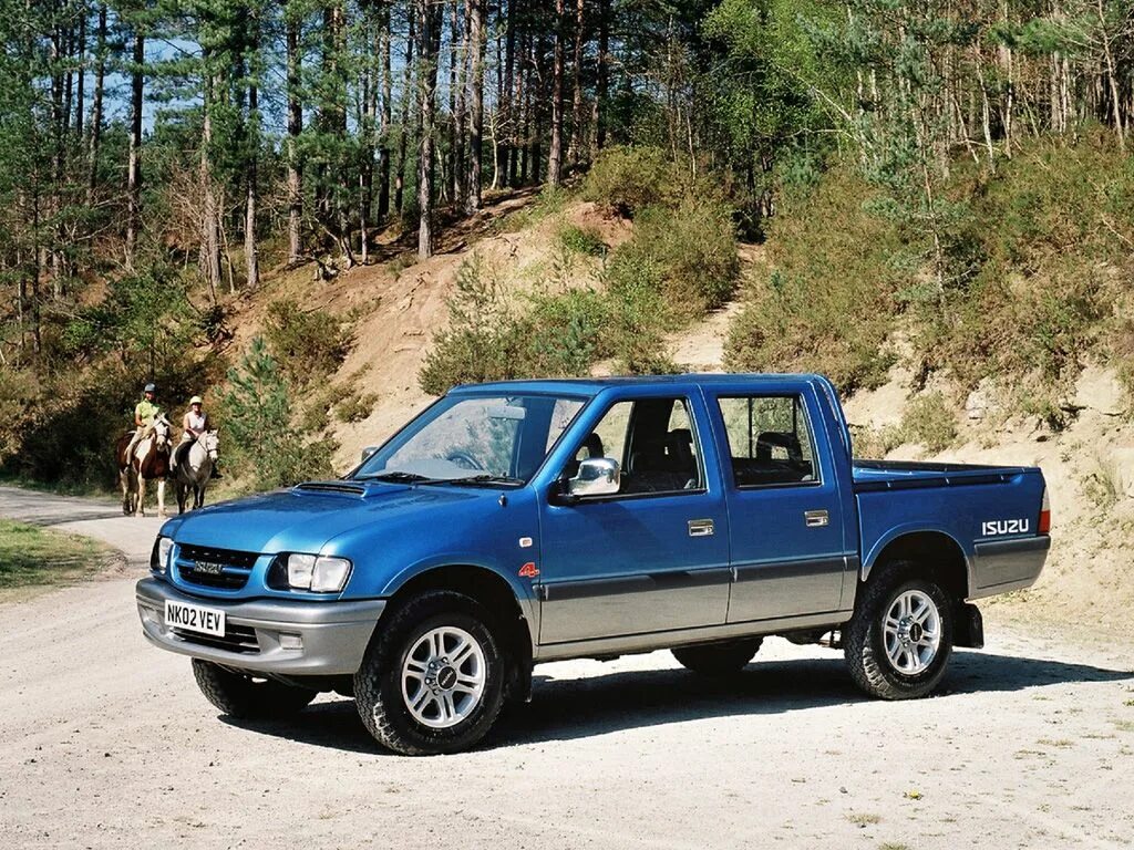 Исудзу пикап. Isuzu TF Pickup. Isuzu TF 4x4 Double Cab 1992 года (uk). Isuzu TF 2002. Isuzu Pickup 4x4.