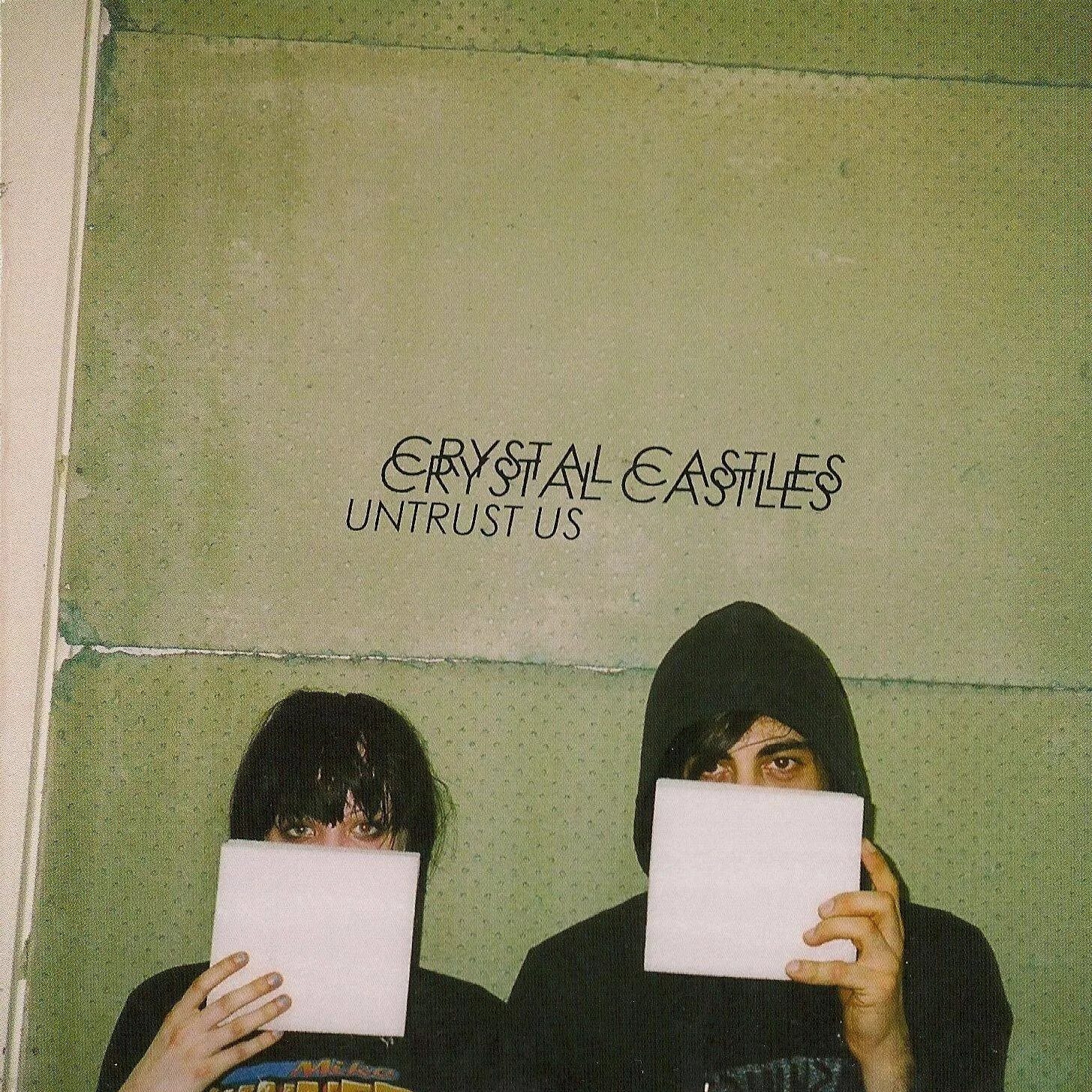 Crystal Castles обложки альбомов. Crystal Castles III обложка. Crystal Castles II обложка. Crystal Castles обложка первого альбома. Kerosene crystal текст