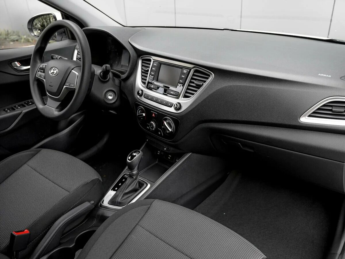 Solaris plus. Солярис актив плюс 2025. hyundai solaris active plus. солярис актив плюс белый. hyundai solaris 2025 салон.