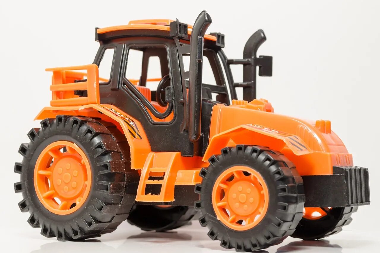 Трактор для детей трактор для малышей. Трактор JCB 4cx игрушка. Mobicaro трактор с прицепом. Bruder 02454 экскаватор JCB. Трактор 936 игрушка Renault.
