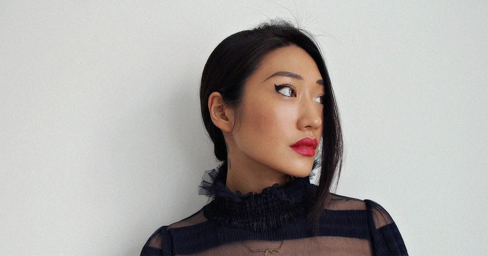 Peggy gou find the way. Пегги гоу. peggy gou рост. пегги гоу фото.