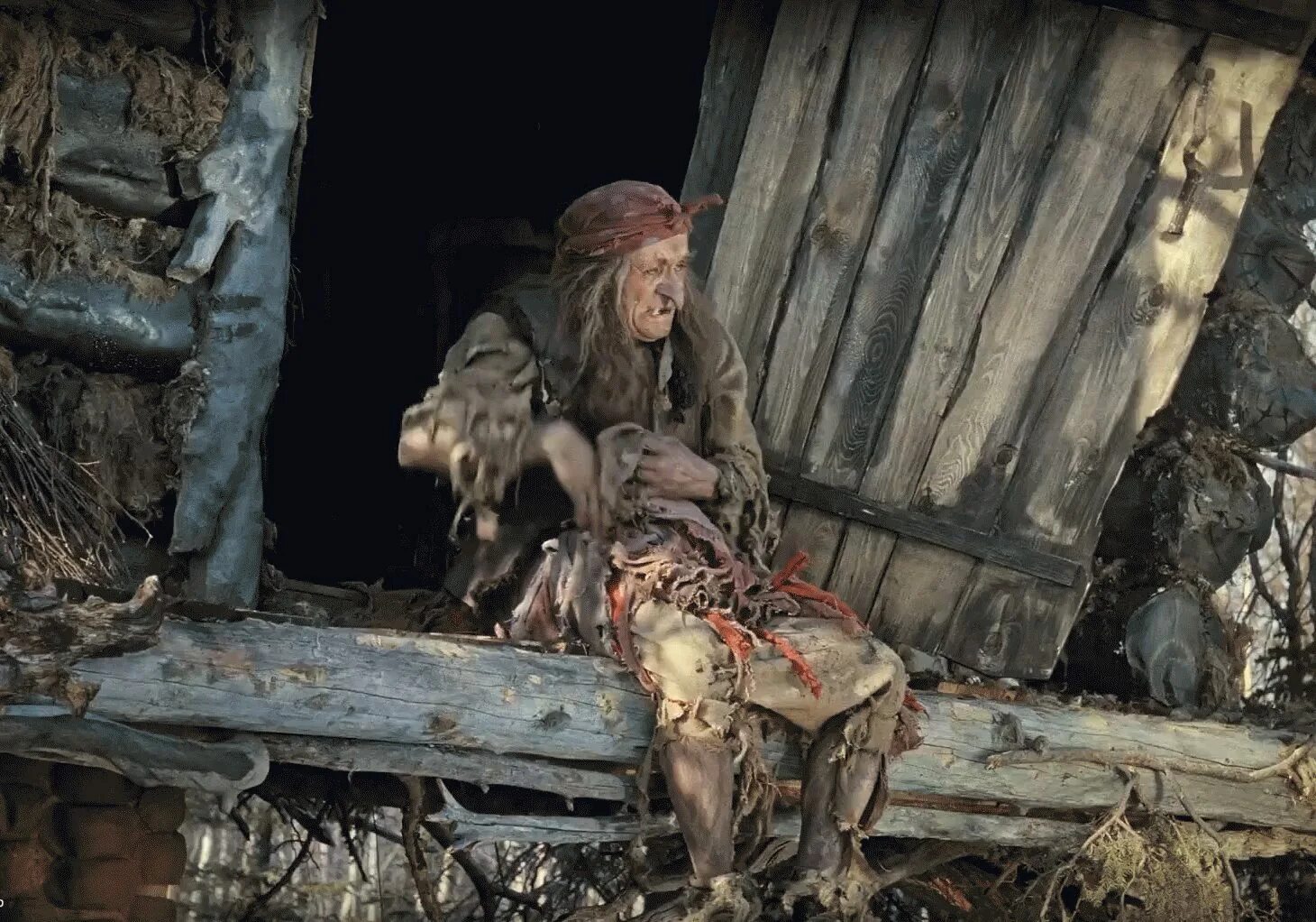 Баба яга крашиха. Баба яга у шамана. Баба яга из фильма. Обыда удмуртская баба яга. Мария барабанова баба яга.