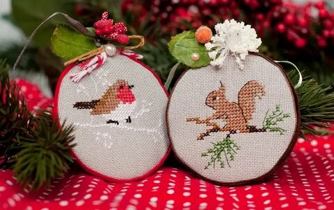 Елочные игрушки крестом