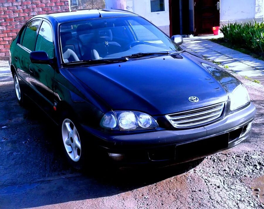 Тойота Авенсис 1999. Toyota Avensis 1999. Тойота Авенсис 1999 седан. Toyota Avensis 1999 седан.