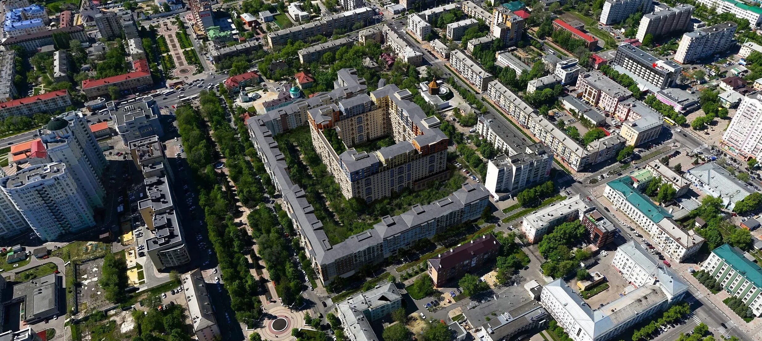 Площадь квартала в городе. Квартальная застройка варламов. Пешеходная улица. Средняя площадь квартала. Кингисепп город проект 7 микрорайон.